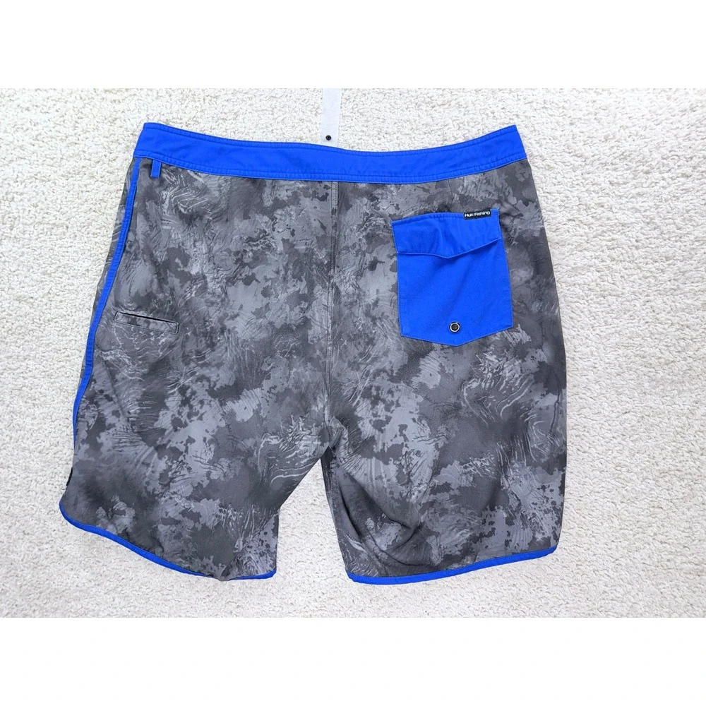 Huk Board Shorts Men 40 Gray Blue Camo Excellent Performance Fishing Swim Trunks